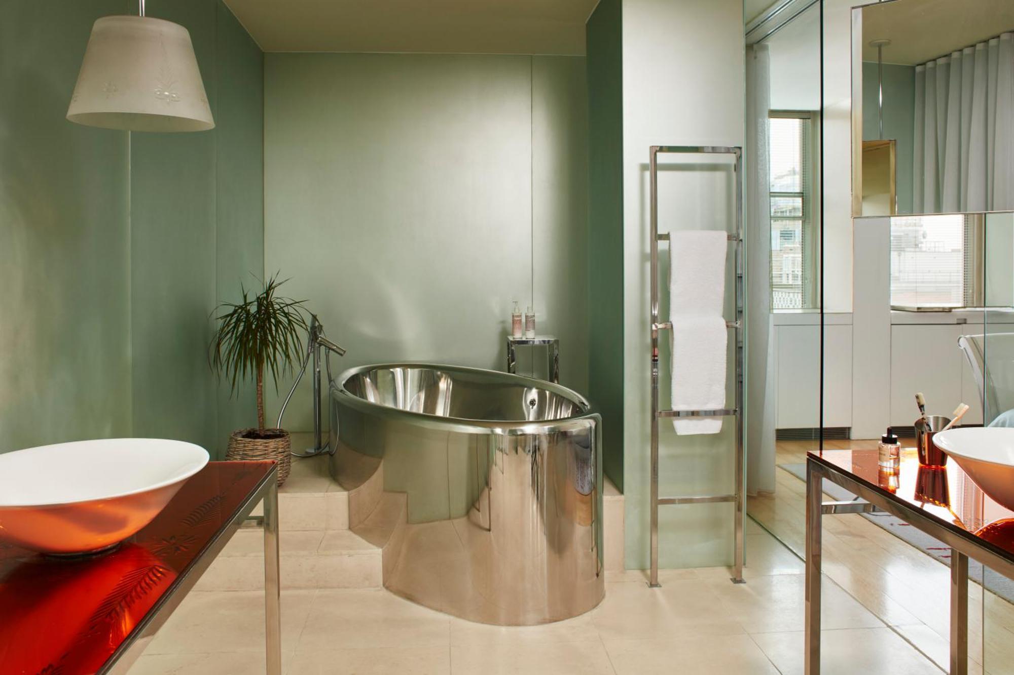 Sanderson Hotel 5*